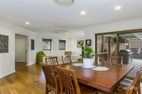 Property photo of 33 Yanderra Crescent Narara NSW 2250