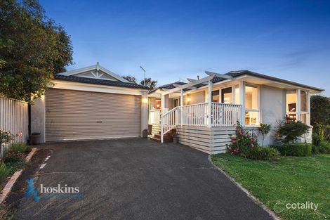 9 Mari Tce, Croydon Hills, VIC 3136