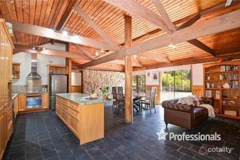 Property photo of 17 Forest Road Wesburn VIC 3799