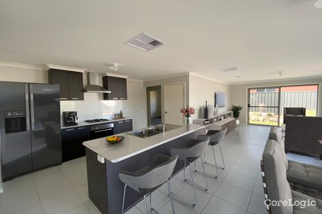 Property photo of 36 Kenneth Watson Drive Bandiana VIC 3691