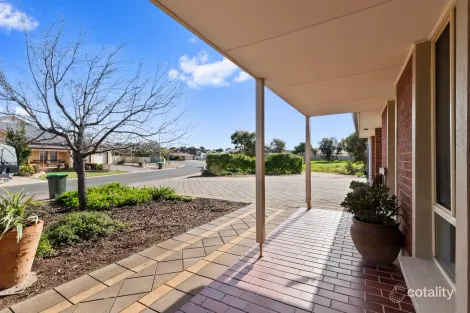 Property photo of 12 Abbott Drive Kadina SA 5554