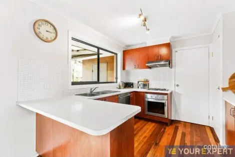 Property photo of 53 Hancock Drive Berwick VIC 3806