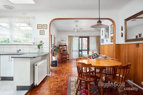 Property photo of 12 Viggers Parade Glen Waverley VIC 3150