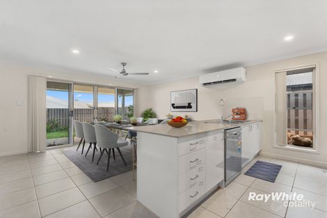 Property photo of 3 Haystack Close Park Ridge QLD 4125