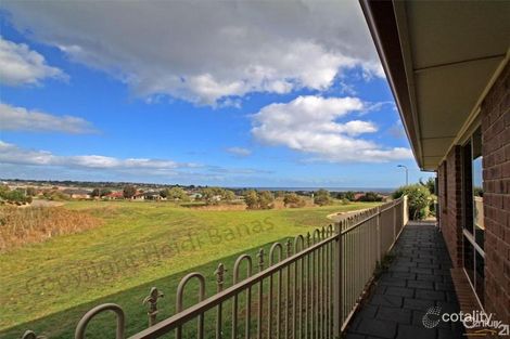 Property photo of 19 Waterford Circuit Seaford Rise SA 5169