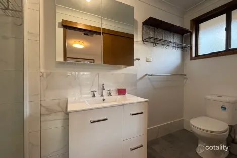 Property photo of 9 Carramar Close Hillvue NSW 2340