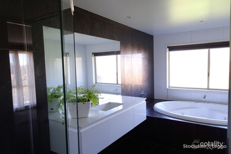 Property photo of 11 Bridgeview Court Warrnambool VIC 3280