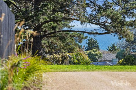 Property photo of 16 Cornwall Crescent Mount Martha VIC 3934