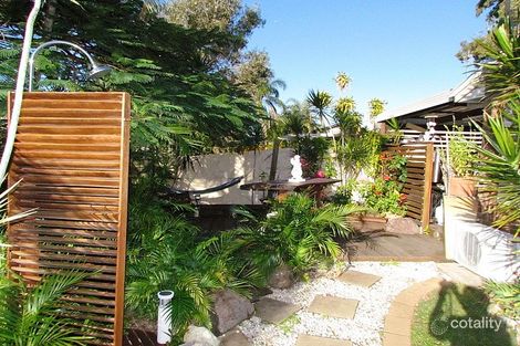 9 Richardson St, Pacific Paradise, QLD 4564