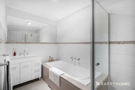 Property photo of 2/28 Urana Street Kilsyth VIC 3137