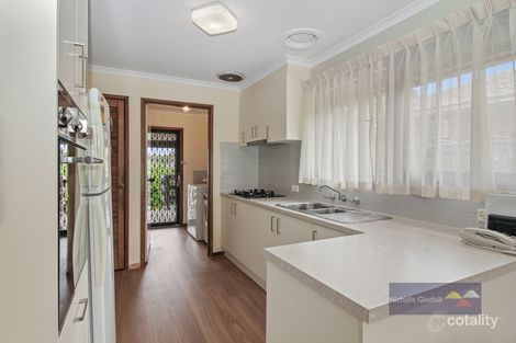 Property photo of 3 Rossiter Avenue Endeavour Hills VIC 3802