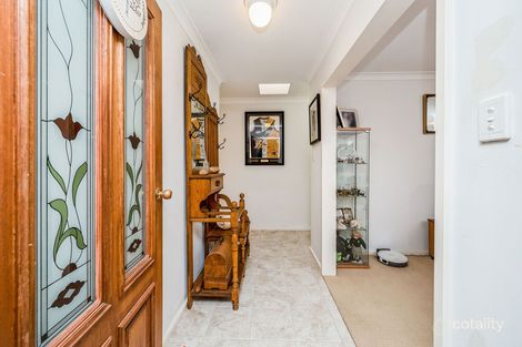 Property photo of 52 Allamanda Way Forrestfield WA 6058