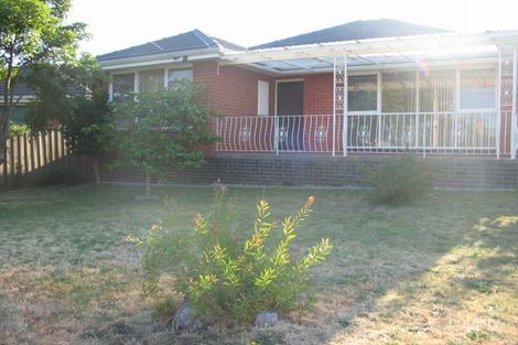 Property photo of 60 Lindisfarne Drive Burwood East VIC 3151