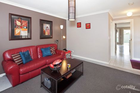 Property photo of 4 Bentley Place Ballarat East VIC 3350