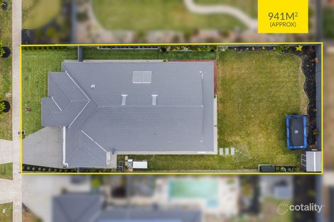 Property photo of 48 Greenfields Boulevard Romsey VIC 3434