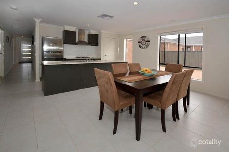 Property photo of 5 Holmewood Avenue Deer Park VIC 3023
