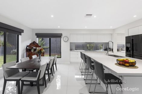 Property photo of 5 Baddeley Circuit Croydon VIC 3136