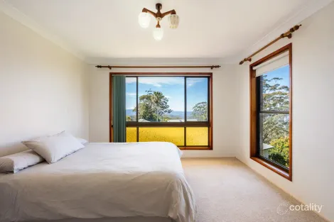 Property photo of 21 Rangeview Road Blue Mountain Heights QLD 4350