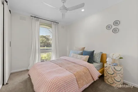 Property photo of 42 Lipton Drive Frankston VIC 3199