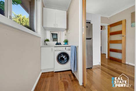 Property photo of 2/4 Philip Road Hallam VIC 3803