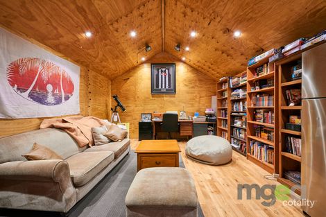 Property photo of 22 Gainsborough Road Mentone VIC 3194