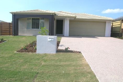 Property photo of 37 Brookvale Drive Victoria Point QLD 4165