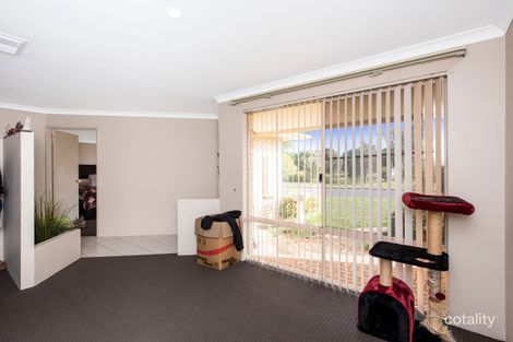 Property photo of 11 Strasbourg Ramble Port Kennedy WA 6172