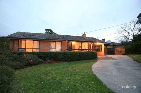 6 Barclay Ave, Croydon, VIC 3136