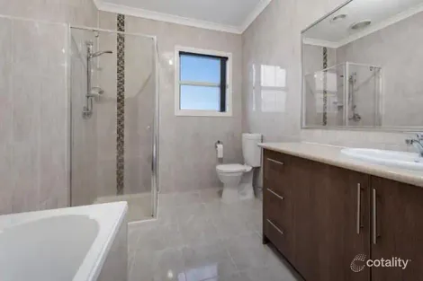 Property photo of 2/30 Gladstone Parade Glenroy VIC 3046