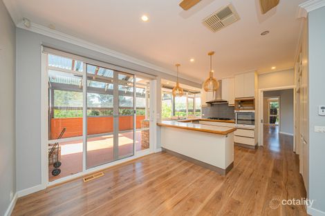 Property photo of 11 Clover Close Berwick VIC 3806
