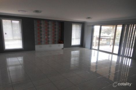 Property photo of 40 Jordan Place Young NSW 2594