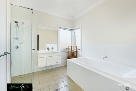 Property photo of 7 Termeil Place Flinders NSW 2529