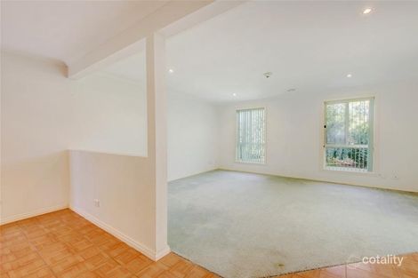 Property photo of 11 Milburn Circuit Caroline Springs VIC 3023
