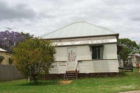 4 Victor St, East Toowoomba, QLD 4350