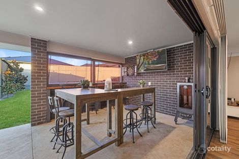 Property photo of 16 Dillon Drive Kelso NSW 2795