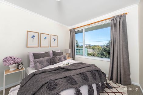 Property photo of 26 Millen Street Hughes ACT 2605