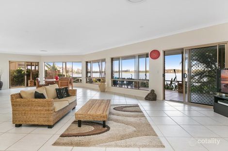 Property photo of 4 Washington Court Varsity Lakes QLD 4227