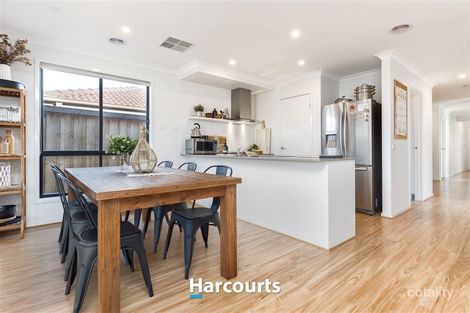 Property photo of 1 Tyalla Way Pakenham VIC 3810