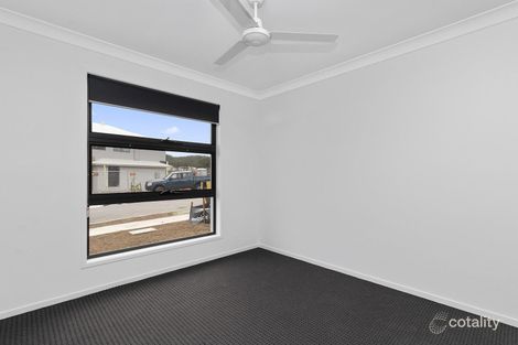 Property photo of 71 Taunton Circuit Upper Kedron QLD 4055