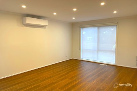 Property photo of 7 Bachli Close Mill Park VIC 3082