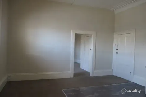 Property photo of 2/137 George Street Bathurst NSW 2795