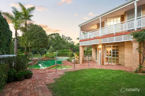 Property photo of 4 Kathryn Crescent Dalkeith WA 6009