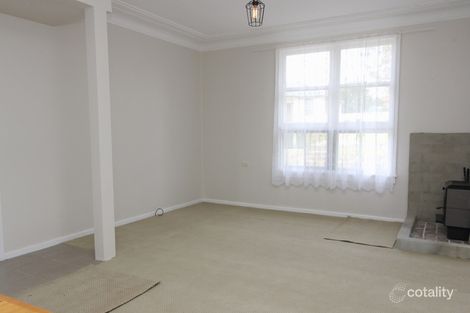 Property photo of 28 Hollis Avenue Goulburn NSW 2580