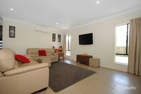 Property photo of 2 Greenway Close Middle Ridge QLD 4350