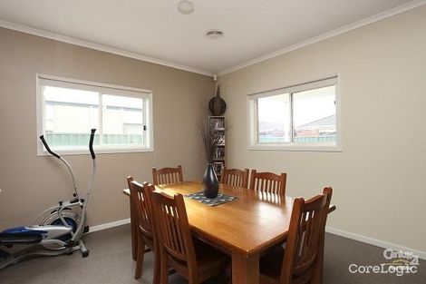 Property photo of 37 Hurlingham Way Craigieburn VIC 3064