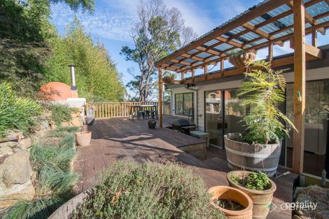 Property photo of 18 Jones Avenue Upper Ferntree Gully VIC 3156