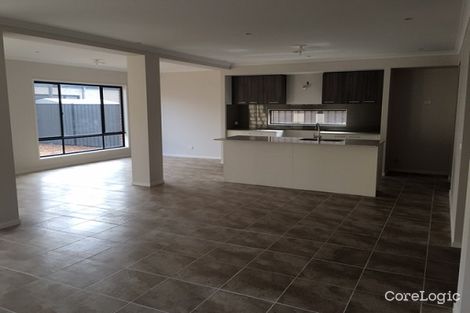 Property photo of 55 Rockgarden Drive Truganina VIC 3029