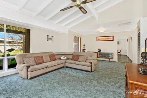 Property photo of 8 Palmer Court Pooraka SA 5095