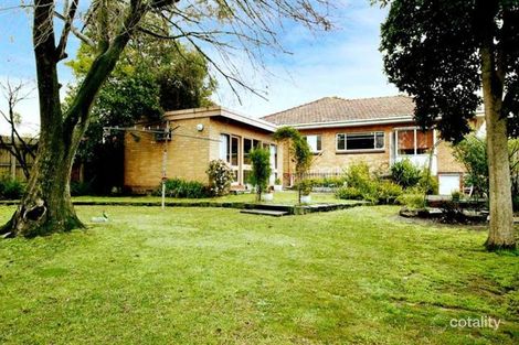 Property photo of 14 Andrews Street Burwood VIC 3125