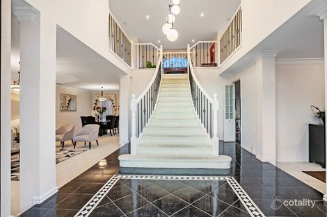 Property photo of 115 Telopea Crescent Mill Park VIC 3082